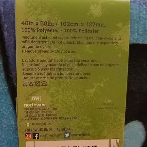 Disney Stitch Silky Soft Throw Blanket Character New 40x50 - Picture 5 of 6